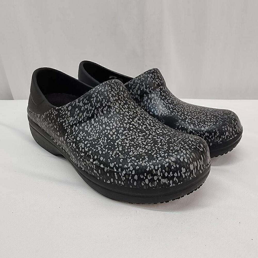 Crocs Size 9 Women's Nurse  Neria Pro II Slip On Clog Black W/ Speckle Dots I